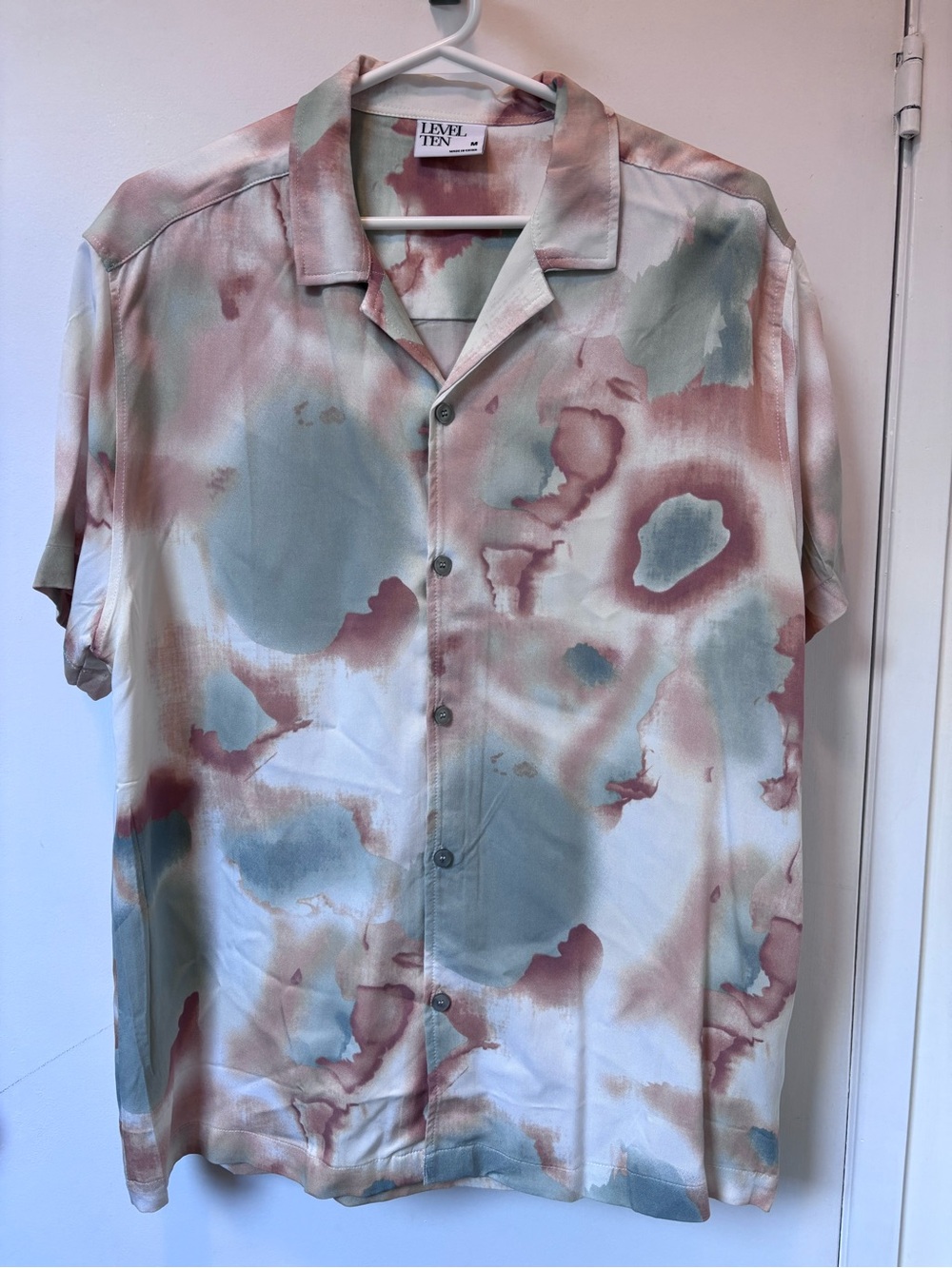 Men's Short-Sleeve Button-Down Shirt in Sage and Mauve Watercolor Print